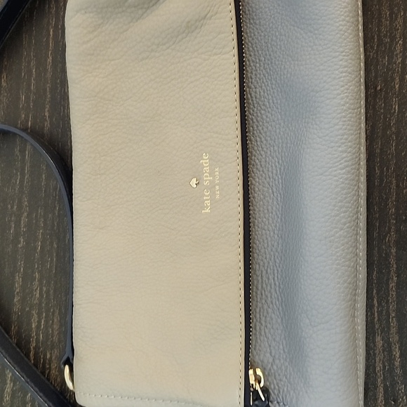 KATE SPADE NEW YORK Color Block Block Gray Tan Classic Crossbody - Picture 2 of 14